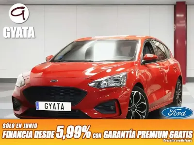 Usado Ford Focus ST-Line X 125 CV (91 kW) 2021 Rojo Utilitario