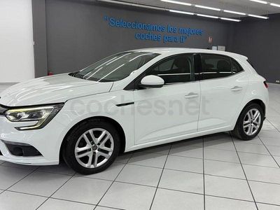 Usado Renault Mégane IV Business 115 CV (84 kW) 2020 Blanco Berlina