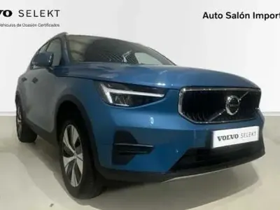 Usado Volvo XC40 Core 2023 Azul SUV