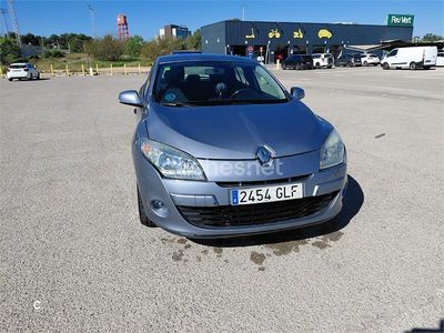 Usado Renault Mégane Authentique 100 CV (73 kW) 2009 Azul Berlina
