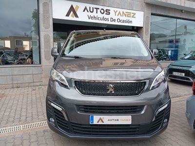 Peugeot Traveller