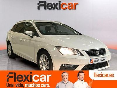 Usado Seat Leon Reference 115 CV (84 kW) 2019 Blanco Familiar