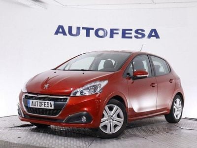 Usado Peugeot 208 Signature Sky 82 CV (60 kW) 2019 Burdeos Utilitario