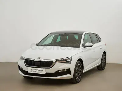 Usado Skoda Scala Style 110 CV (80 kW) 2022 Blanco Utilitario