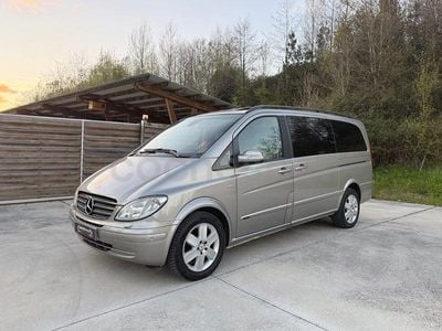 Usado Mercedes Viano 204 CV (150 kW) 2009 Beige Monovolumen