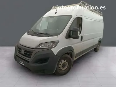 Usado Fiat Ducato 140 CV (102 kW) 2023 Blanco Van