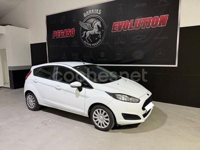 Blanco Usado 2016 Ford Fiesta Trend Berlina | 7900 € (Precio justo)