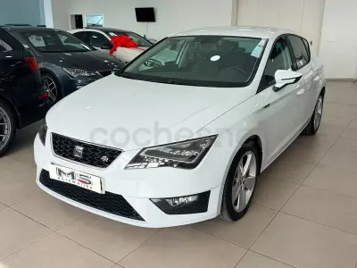 Usado Seat Leon FR 150 CV (110 kW) 2014 Blanco Berlina