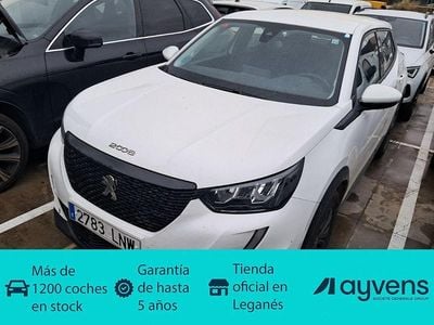 Usado Peugeot 2008 Active 110 CV (80 kW) 2021 Blanco SUV