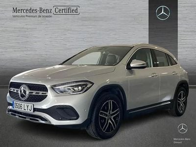 Käytetty Mercedes GLA180 Progressive 136 HP (100 kW) 2022 Harmaa Katumaasturi