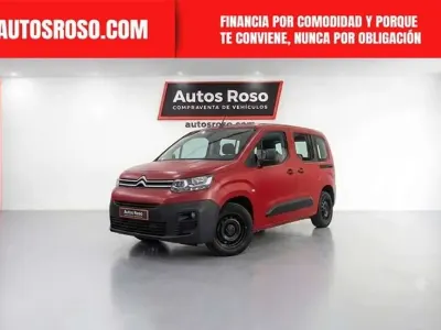 Usado Citroën Berlingo Feel 110 CV (80 kW) 2019 Rojo Monovolumen