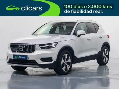 Usado Volvo XC40 Inscription 179 CV (131 kW) 2022 Blanco SUV