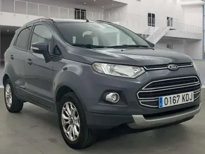 Usado Ford Ecosport Trend 95 CV (69 kW) 2017 Gris SUV