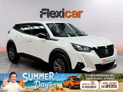 Usado Peugeot 2008 Active 110 CV (80 kW) 2022 Blanco SUV