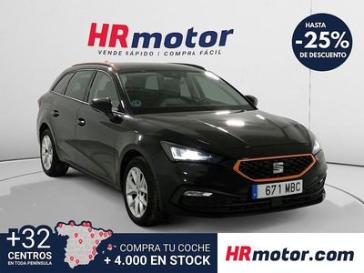 Usado Seat Leon Style 116 CV (85 kW) 2022 Negro Familiar