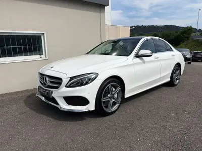 Usado Mercedes C220 AMG line 170 CV (125 kW) 2018 Blanco Berlina