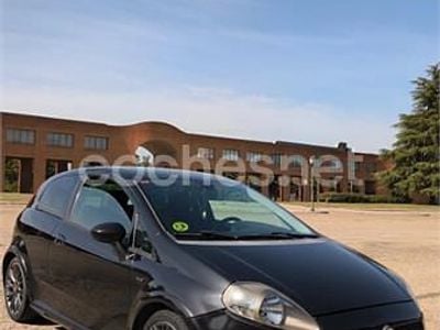 Usado Fiat Grande Punto Sport 130 CV (95 kW) 2007 Negro Utilitario