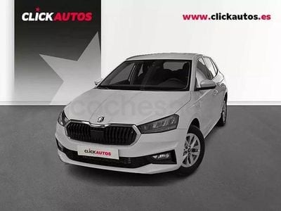 Usado Skoda Fabia Selection 115 CV (84 kW) 2025 Blanco Utilitario