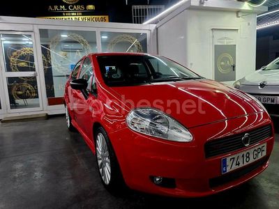Rojo Usado 2009 Fiat Punto Sport Berlina | 4495 € (Un poco caro)