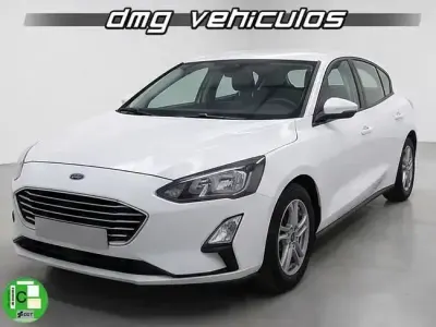 Usado Ford Focus Trend+ 120 CV (88 kW) 2020 Blanco Berlina