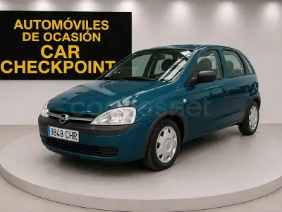 Usado Opel Corsa Club 75 CV (55 kW) 2003 Verde Utilitario