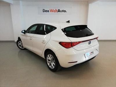 Blanco Usado 2024 Seat Leon Style | 18.900 € (Buen precio)