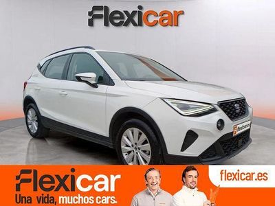 Usado Seat Arona Style 110 CV (80 kW) 2026 Blanco SUV