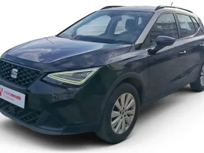 Usado Seat Arona Style 116 CV (85 kW) 2024 Negro SUV