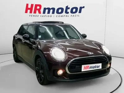 Usado Mini Cooper Clubman 136 CV (100 kW) 2018 Burdeos Familiar