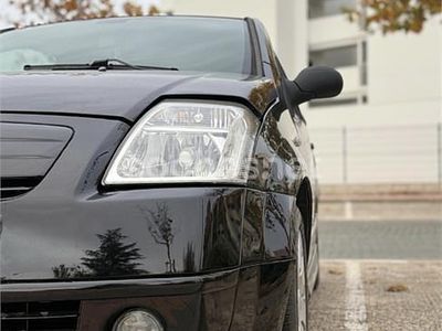 Usado Citroën C2 VTR Sport 75 CV (55 kW) 2006 Negro Utilitario