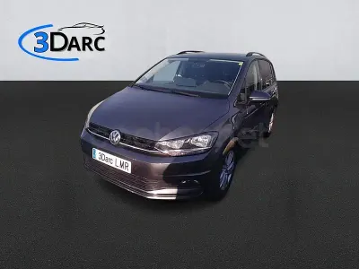 Usado VW Touran Advance 122 CV (89 kW) 2021 Gris / plata Monovolumen