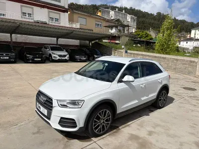 Begagnad Audi Q3 Attraction 150 HK (110 kW) 2017 Vit SUV