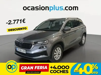 Usado Skoda Karoq Ambition 150 CV (110 kW) 2022 Gris SUV