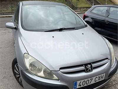 Gris / plata Usado 2004 Peugeot 307 Berlina | 2200 € (Precio justo)