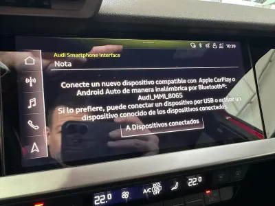 Usado Audi A3 S-Line 116 CV (85 kW) 2022 Rojo Berlina