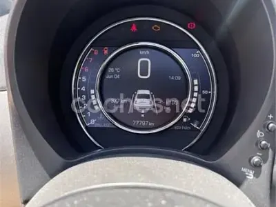 Usado Fiat 500 Mirror 69 CV (50 kW) 2017 Gris / plata Berlina