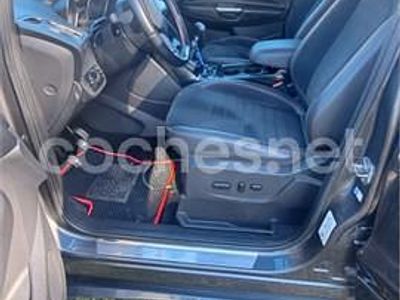 Negro Usado 2017 Ford Kuga ST-Line SUV | 12.222 € (Precio justo)