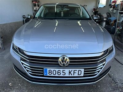 Gris / plata Usado 2017 VW Arteon Elegance Berlina | 23.500 € (Un poco caro)
