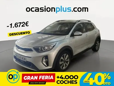 Usado Kia Stonic 100 CV (73 kW) 2024 Blanco SUV