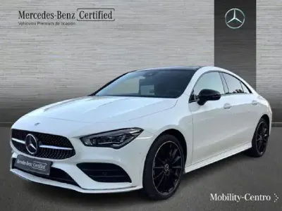 Usado Mercedes CLA250e 218 CV (160 kW) 2022 Blanco polar Coupe