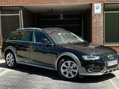 Usado Audi A4 Allroad 177 CV (130 kW) 2012 Azul Familiar