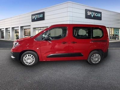 Usado Opel Combo Edition 131 CV (96 kW) 2021 Rojo Familiar