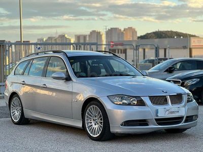 Usado BMW 330 Sport Line 258 CV (189 kW) 2006 Gris / plata Familiar