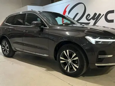 Begagnad Volvo XC60 Inscription 350 HK (257 kW) 2021 Grå SUV