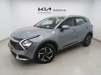 Käytetty Kia Sportage 150 HP (110 kW) 2024 Harmaa Katumaasturi