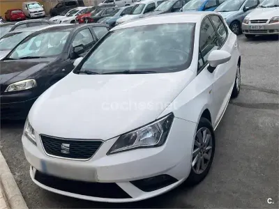 Usado Seat Ibiza Reference 85 CV (62 kW) 2015 Blanco Berlina