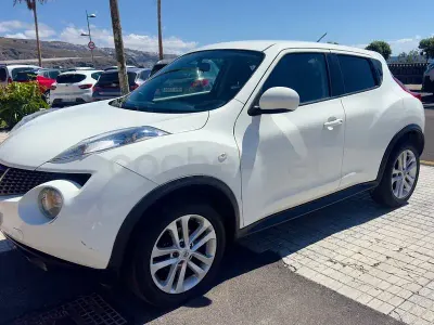 Usado Nissan Juke Acenta 117 HP (86 kW) 2010 Branco SUV