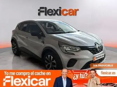 Usado Renault Captur Evolution 145 CV (106 kW) 2023 Beige SUV