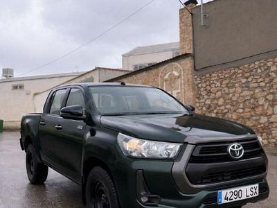 Usado Toyota HiLux 150 CV (110 kW) 2021 Verde Recogida