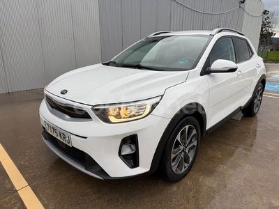 Usado Kia Stonic 110 CV (80 kW) 2018 Blanco SUV